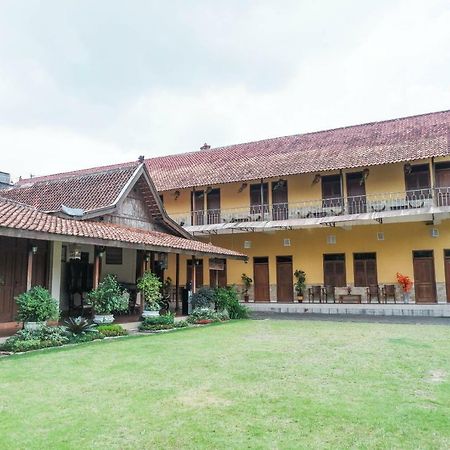 Tanjungtirto Oyo 405 Wisma Yosoputro מראה חיצוני תמונה