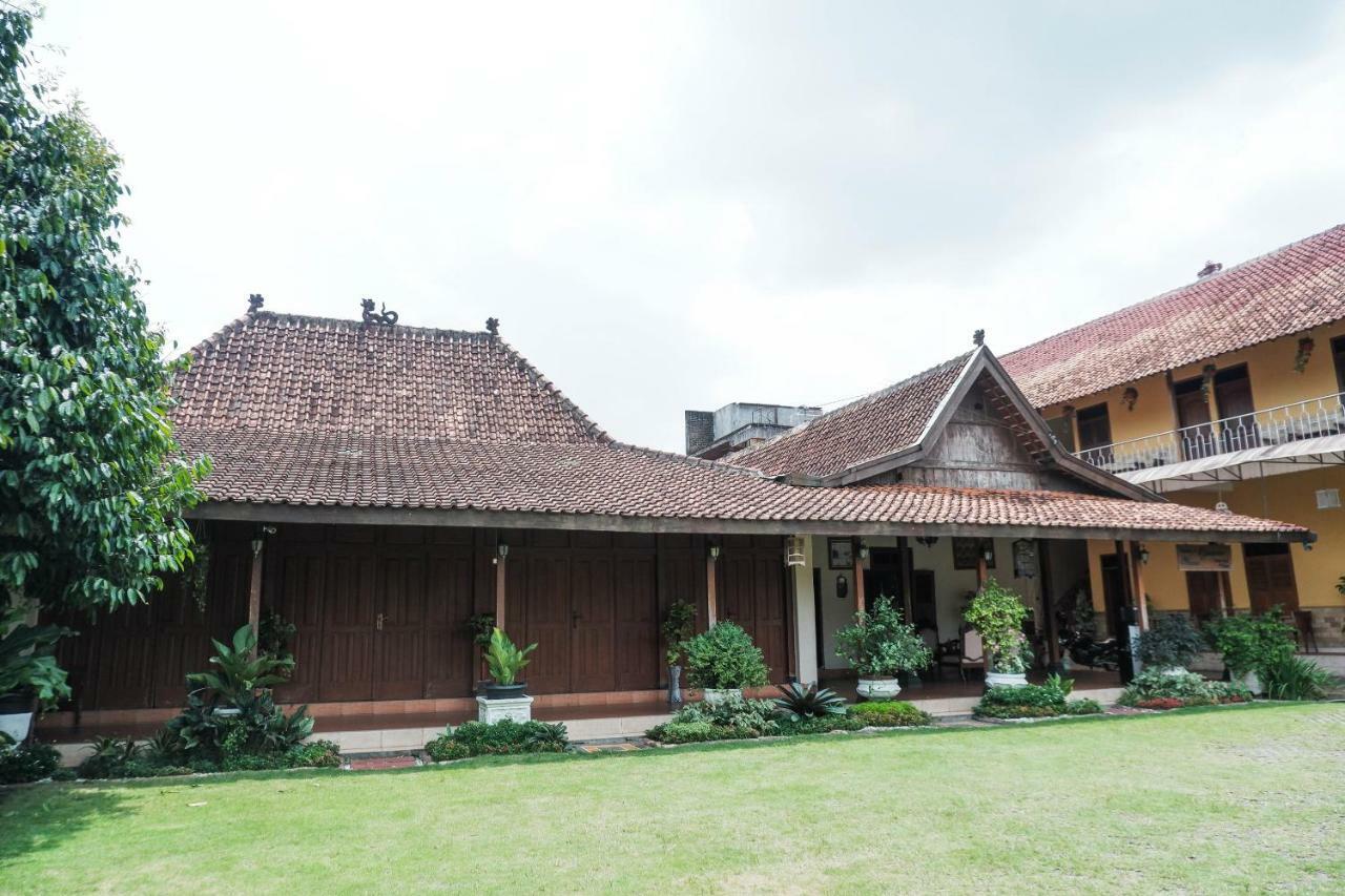 Tanjungtirto Oyo 405 Wisma Yosoputro מראה חיצוני תמונה