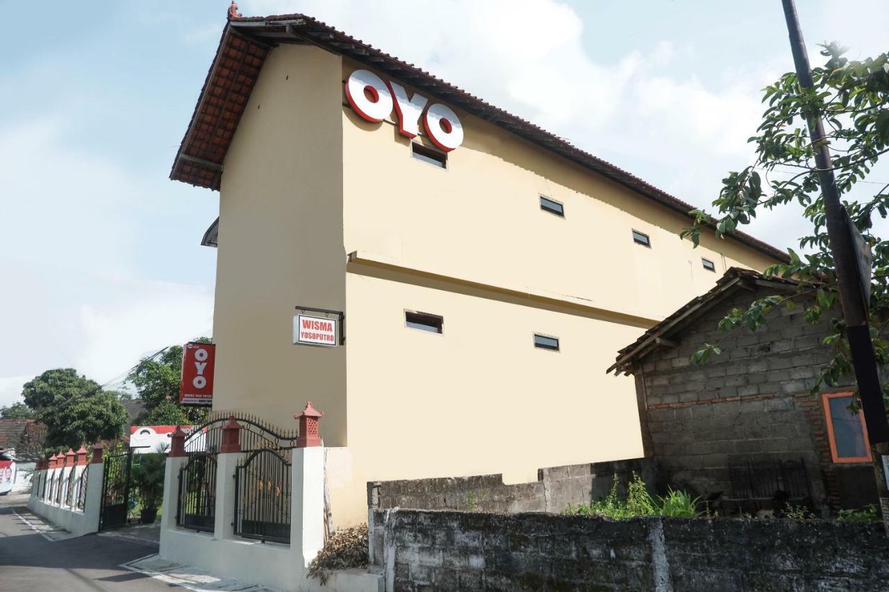 Tanjungtirto Oyo 405 Wisma Yosoputro מראה חיצוני תמונה