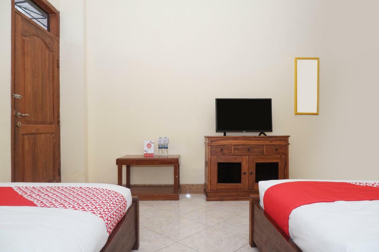 Tanjungtirto Oyo 405 Wisma Yosoputro מראה חיצוני תמונה